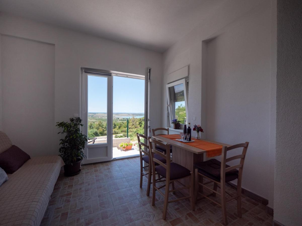 Apartments Tri Mora Ražanac Extérieur photo