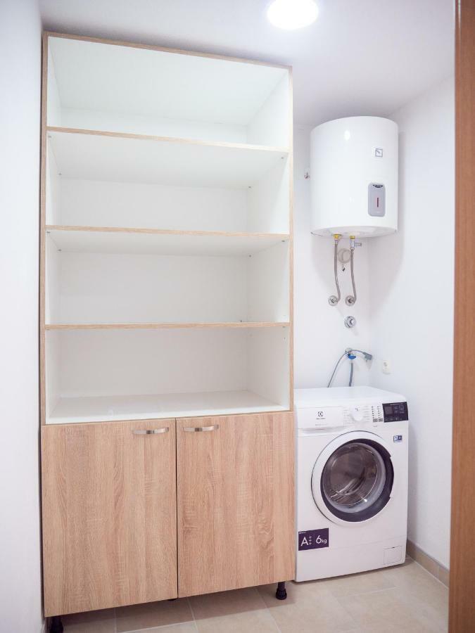 Apartments Tri Mora Ražanac Extérieur photo